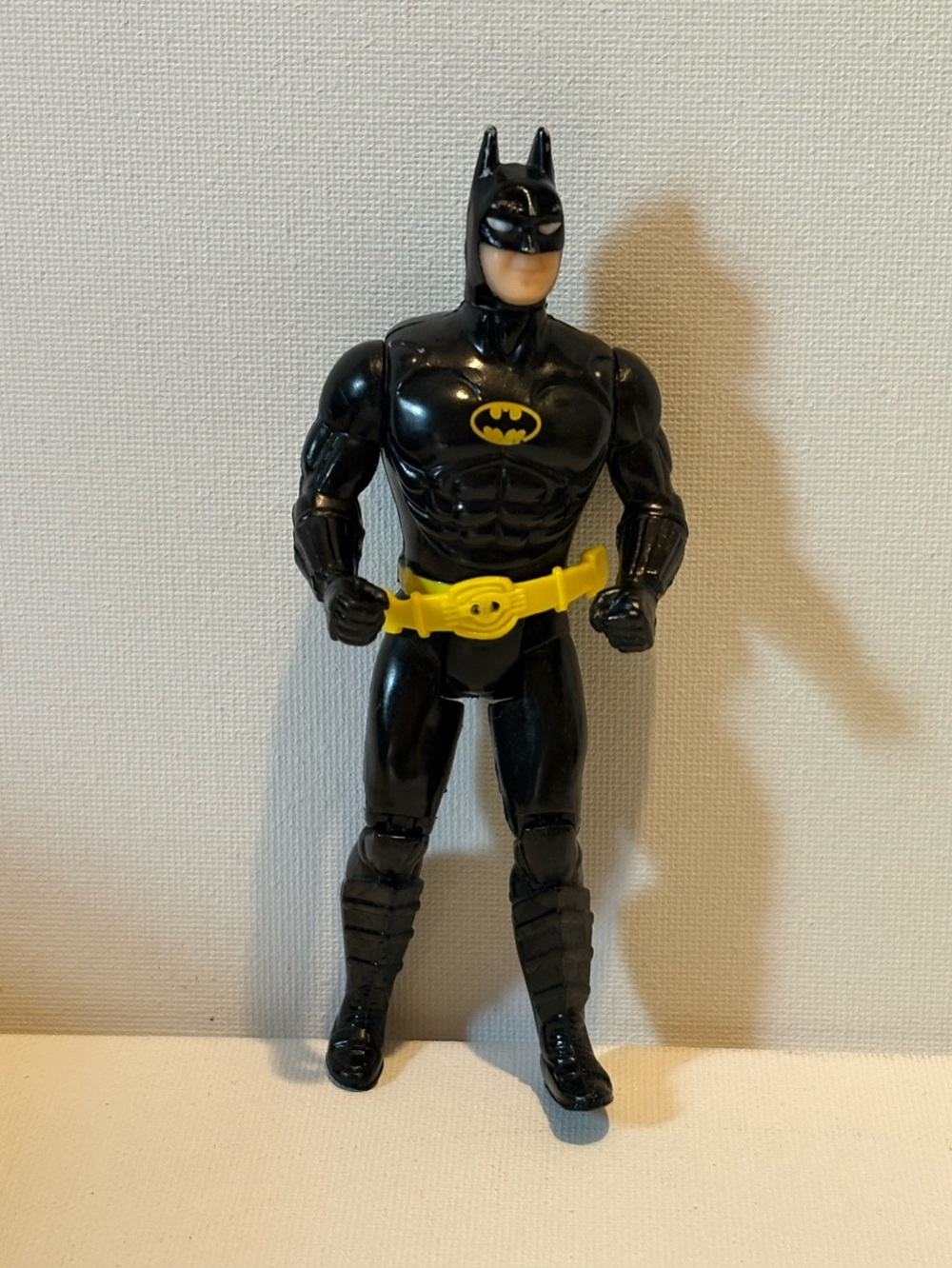 Vintage 1989 Batman Action Figure DC Movie Action Figure Collectible Pull Belt